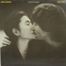 Обложка альбома Double Fantasy, Музыкальный Портал α