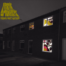 Обложка альбома Favourite Worst Nightmare, Музыкальный Портал α