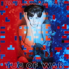 Обложка альбома Tug of War, Музыкальный Портал α