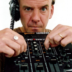 Fatboy Slim, Музыкальный Портал α