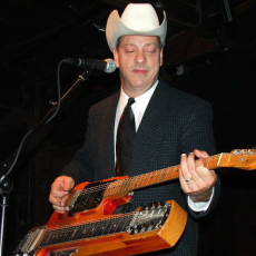 Junior Brown, Музыкальный Портал α