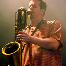 Ken Vandermark, Музыкальный Портал α