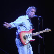 Bill Champlin, Музыкальный Портал α