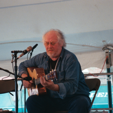 John Renbourn, Музыкальный Портал α