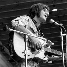 John Sebastian, Музыкальный Портал α