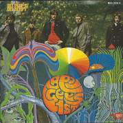 Обложка альбома Bee Gees&#039; 1st, Музыкальный Портал α